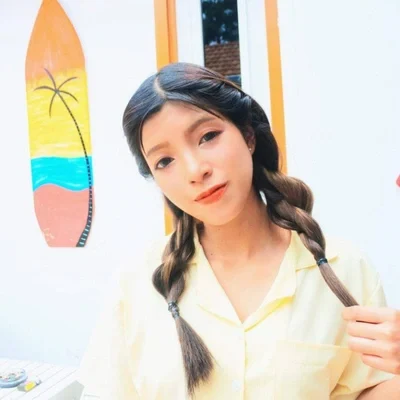 intira pratheepsukton product assistant.webp